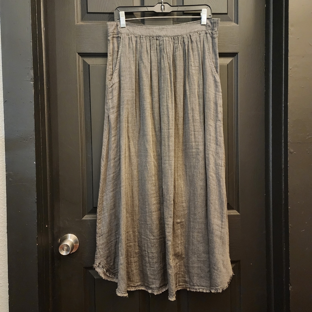 Elegant Gray Maxi Skirt - Picture 3 of 13